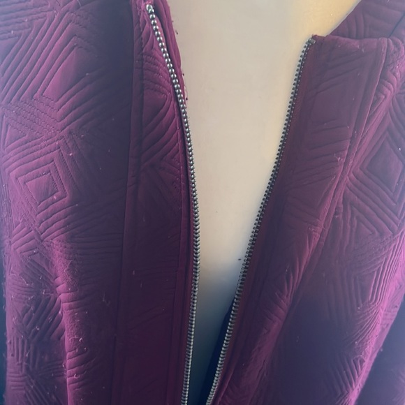 Jacket - Picture 3 of 6